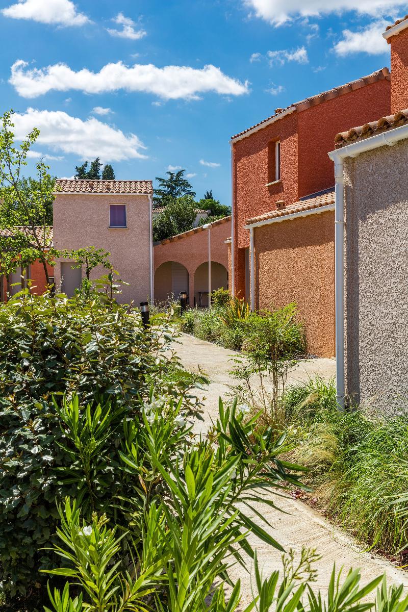 Hotel Terres De France - Le Domaine De Bacchus Saint-Christol  Exterior foto